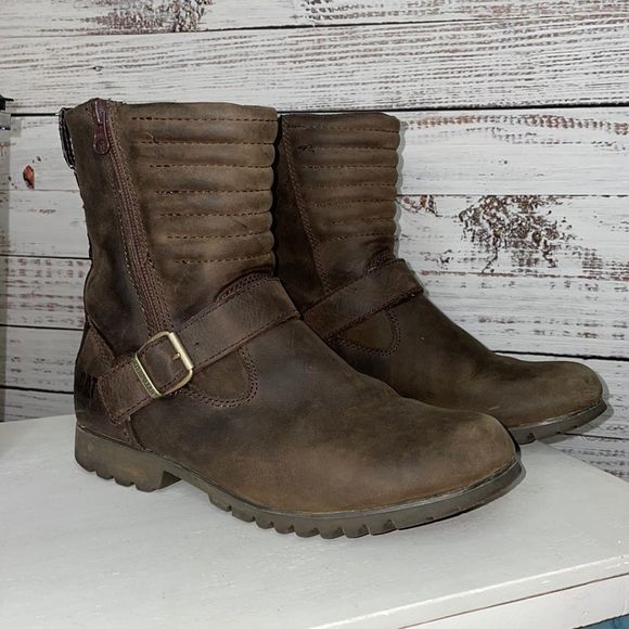 CAT Waterproof Brown Leather Zip Up Work Boots CUTE - Picture 1 of 7